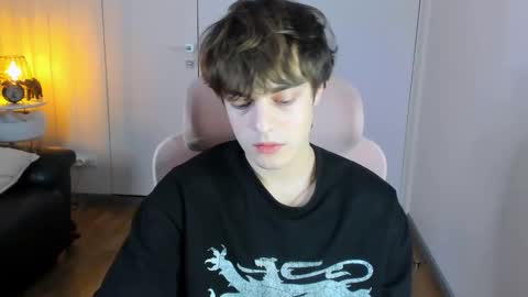 Max online show from 03/19/26, 09:08