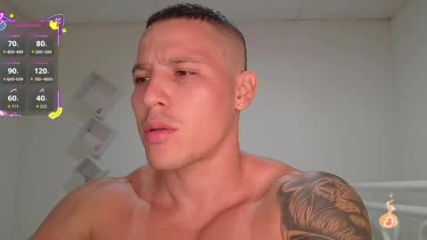 Snapshot of maxwel949813 chatting on 04/09/26, 02:44 Max online show from 04/09/26, 02:44