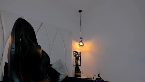 MAX online show from 02/06/25, 09:28