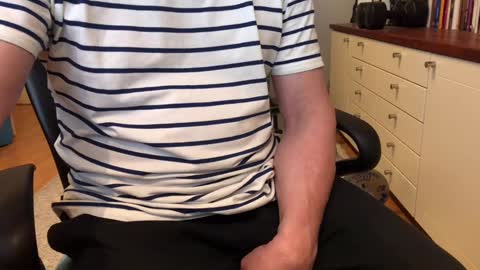 Max online show from 02/10/25, 12:50