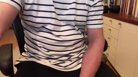 Max online show from 02/11/25, 01:20