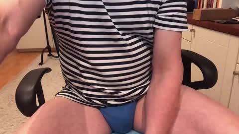 Max online show from 12/16/25, 09:58