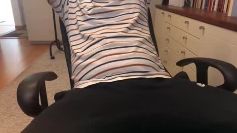 Max online show from 02/13/26, 08:10