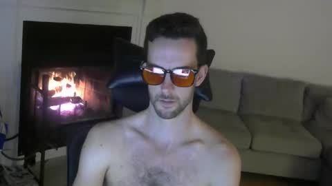 Snapshot of maxxx1237 chatting on 03/05/26, 01:34 maxxx1237 online show from 03/05/26, 01:34