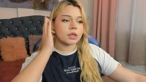 Maxine Minx online show from 02/27/25, 02:00