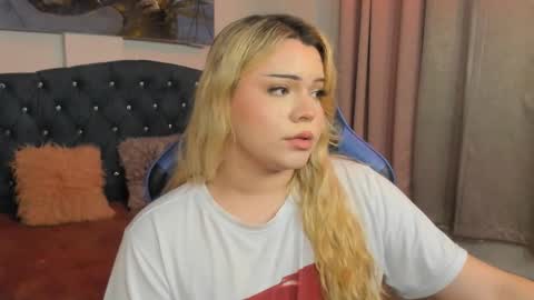 Maxine Minx online show from 02/28/25, 09:47