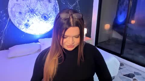 Maxine Minx online show from 10/09/25, 04:54