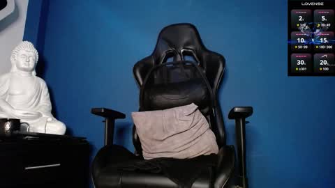 maxxxpowerful online show from 10/27/25, 04:11