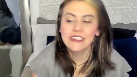 Victoria online show from 12/14/24, 12:44