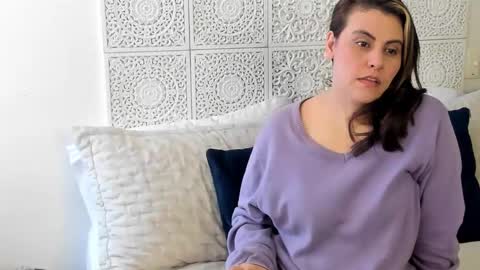 Victoria online show from 01/21/25, 05:30