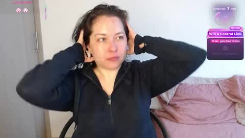 Snapshot of may_bloom chatting on 03/27/26, 12:49 May online show from 03/27/26, 12:49