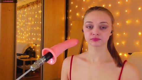 May Flower online show from 01/12/25, 03:57