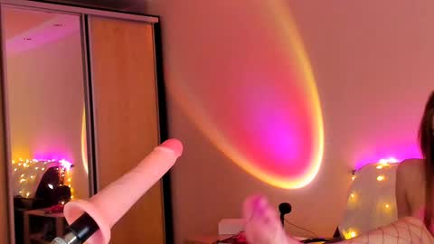 May Flower online show from 01/23/25, 01:13