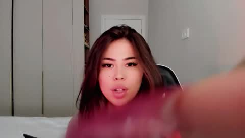 Mia online show from 02/23/26, 05:49