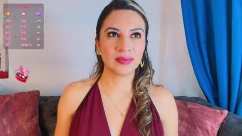 Snapshot of may_wood chatting on 11/28/25, 12:08 may_wood online show from 11/28/25, 12:08