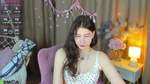 Snapshot of may_yam chatting on 02/14/26, 01:13 may_yam online show from 02/14/26, 01:13