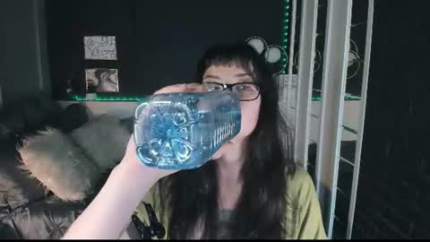 Snapshot of maya___muse chatting on 07/30/26, 02:49 Maya online show from 07/30/26, 02:49