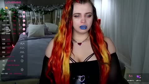 Maya Mils online show from 01/08/25, 01:11