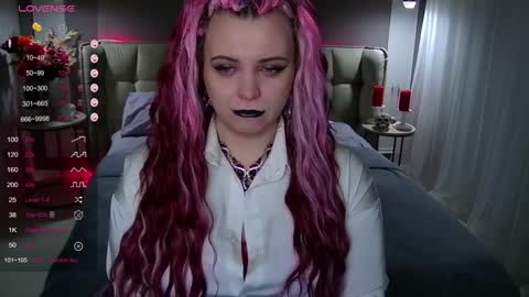 Maya Mils online show from 02/09/25, 01:11