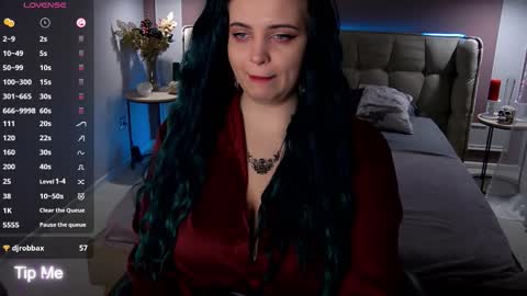 Maya Mils online show from 10/12/25, 01:48