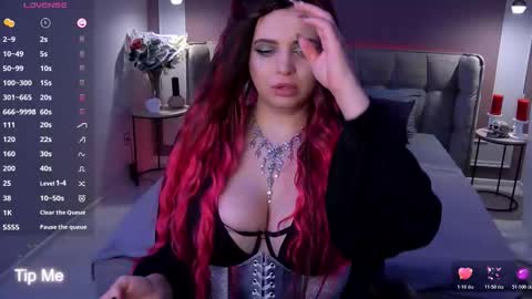 Maya Mils online show from 12/02/25, 01:00