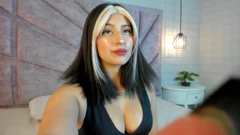 Snapshot of maya_rivers chatting on 05/01/26, 12:26 Maya online show from 05/01/26, 12:26