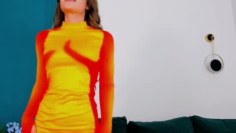 Maya online show from 03/08/25, 02:40