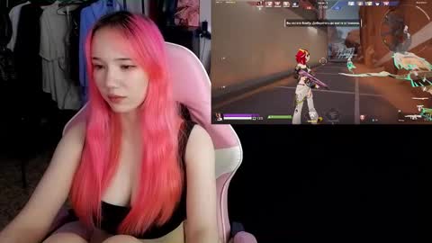 Maya Viola online show from 11/30/25, 05:55