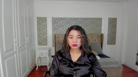 Snapshot of mayaa_ross chatting on 10/10/25, 03:05 Maya online show from 10/10/25, 03:05