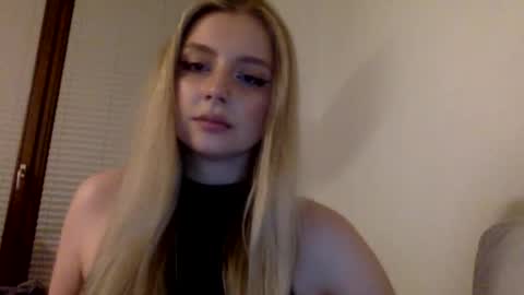 mayaflirt online show from 04/30/26, 08:37