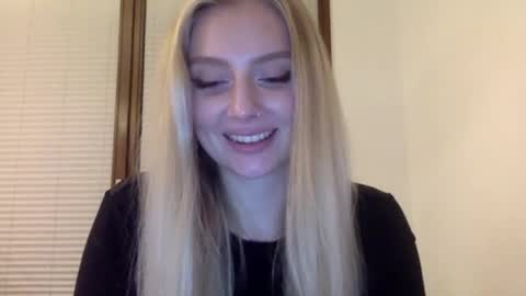 mayaflirt online show from 05/14/26, 08:26