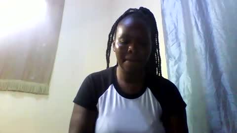 Snapshot of mayah_sexy chatting on 12/17/24, 04:53 mayah_sexy online show from 12/17/24, 04:53