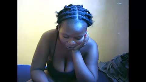 Snapshot of mayah_sexy chatting on 03/12/26, 07:25 mayah_sexy online show from 03/12/26, 07:25