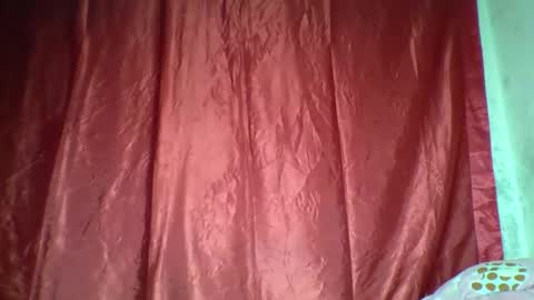 Snapshot of mayajadorelie chatting on 10/14/25, 01:34 charlesia online show from 10/14/25, 01:34