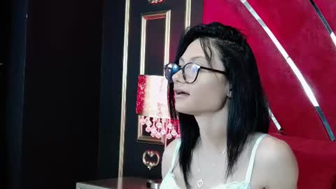 Snapshot of mayaleey chatting on 07/14/26, 03:07 Maya online show from 07/14/26, 03:07