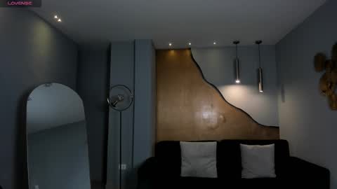 Maya online show from 12/05/25, 03:48