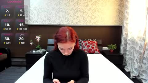 Snapshot of maybe_mia chatting on 01/06/25, 06:36 Mia GMT2 Mon 3-9 AM Tue 3-9 AM Wed 3-9 AMThur 10 AM - 4 PM Fri 3-9 AM Sat 3-9 AM Sun 3-9 AM. online show from 01/06/25, 06:36