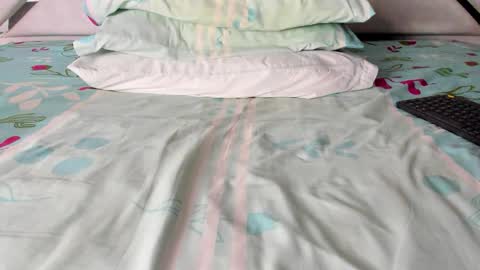 Maybelline69 online show from 11/25/25, 08:42