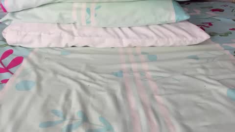 Maybelline69 online show from 12/16/25, 12:15