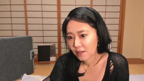 Snapshot of maybenanako chatting on 02/08/25, 04:14 Nanako online show from 02/08/25, 04:14