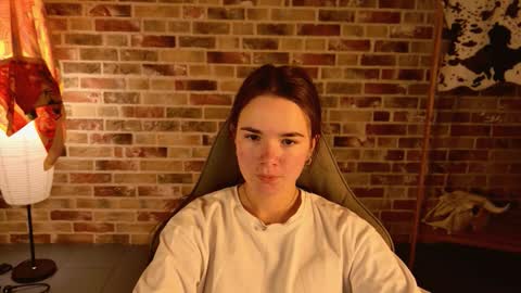 maybloom_ online show from 11/24/25, 05:07