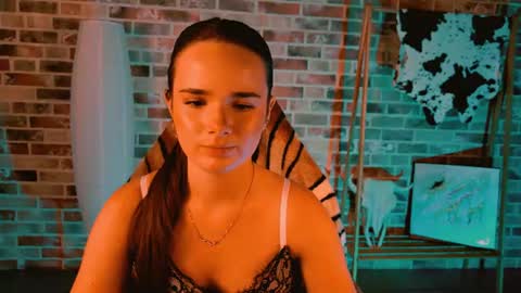 maybloom_ online show from 06/29/26, 10:15