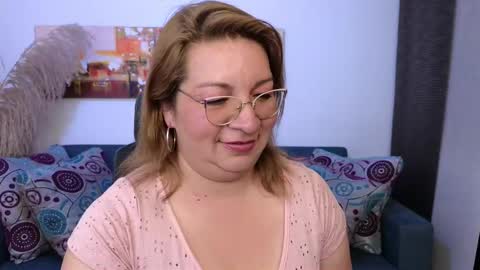 Mailyn online show from 01/22/25, 10:59