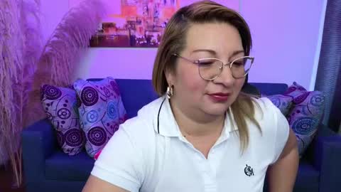 Mailyn online show from 01/25/25, 08:10