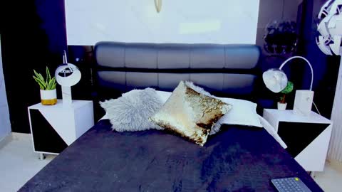 Maylin online show from 01/09/25, 10:09