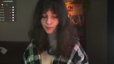 Snapshot of maymary_ chatting on 07/07/26, 05:21 Mary . online show from 07/07/26, 05:21