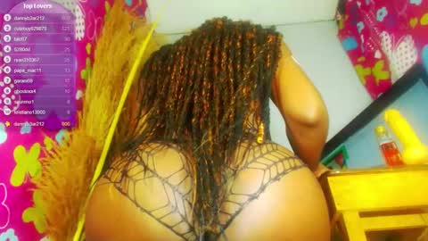 Snapshot of mayo_771804 chatting on 12/21/24, 10:17 Karol black18 online show from 12/21/24, 10:17