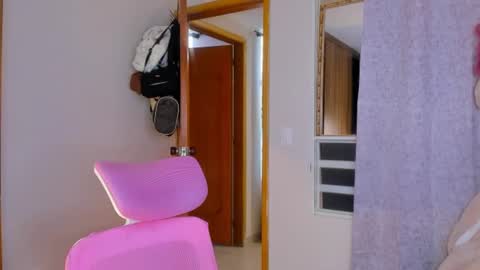 may online show from 09/15/25, 07:14