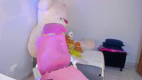 may online show from 11/24/25, 10:53