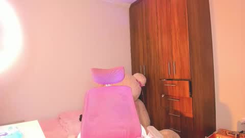 may online show from 03/15/26, 08:15